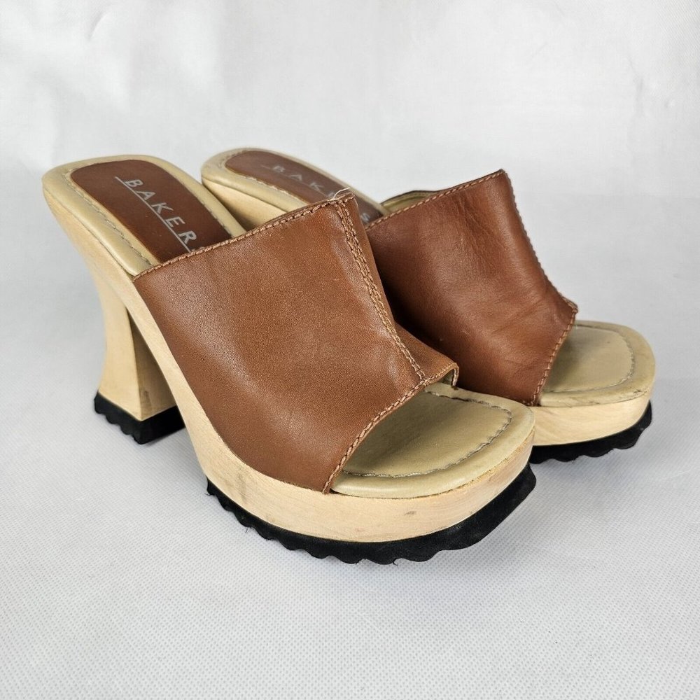 Bakers Mule Leather Wood Chunky Spoon Heel Open Toe Candies 90s Y2K Style Bratz